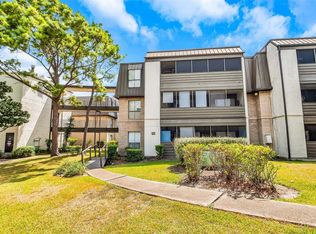 3035 Walnut Bend Ln APT 35, Houston, TX 77042