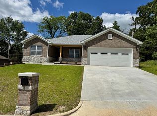 1211 Devonshire Ln, Rolla, MO 65401