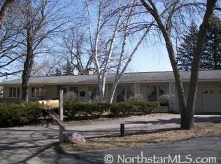 6031 Fairwood Cir, Minnetonka, MN 55345