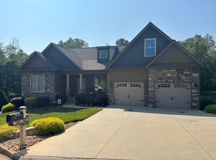 338 Saddlers Run, Chesnee, SC 29323