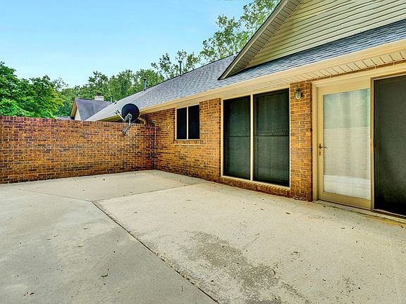 4th image of 109 Windsor Oaks Ct