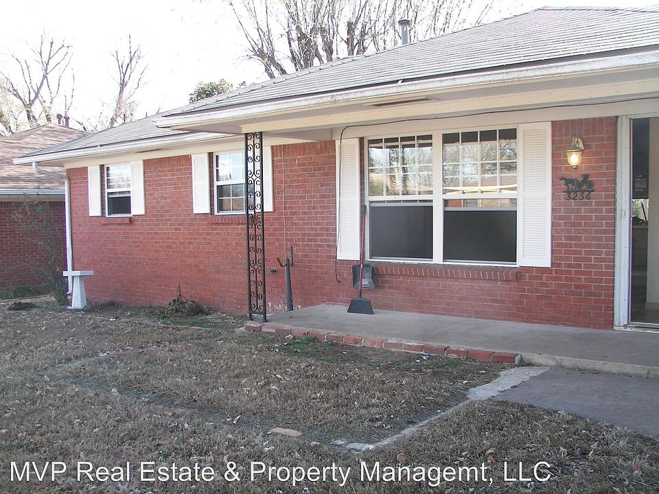 1st image of 3236 SE 24th St