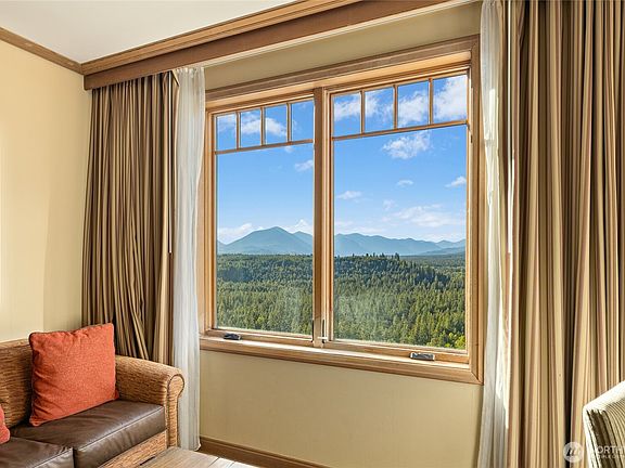 3rd image of 3600 Suncadia Trail #3065