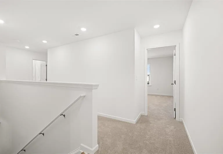 84 Smithwood Dr — Photo 10