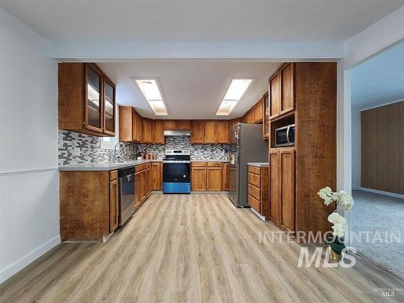 3rd image of 701 Monte Vista Dr Trailer 18