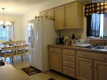 3rd image of 2114 Woodgate St