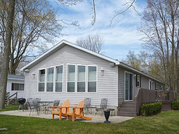 2nd image of 46067 Abernathy Dr