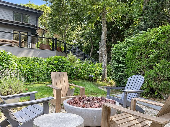 5th image of 42 Whooping Hollow Rd