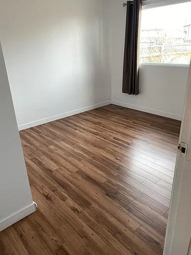3 bed, 1.0 bath, 1379 sqft, $2,600 — Photo 4