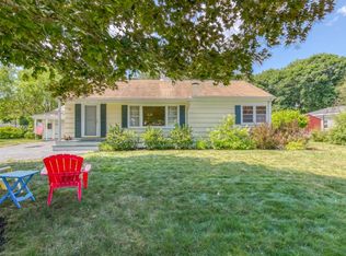 7 Park Ln, Gorham, ME 04038
