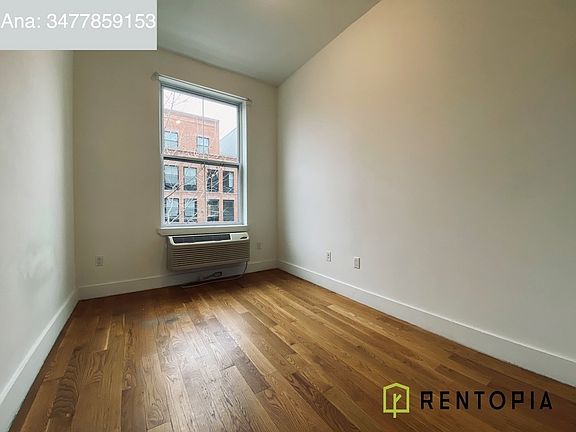 4th image of 34 Meserole St #2V