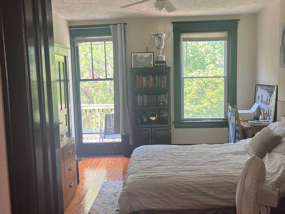 1st image of 4136-4138 Hartford St #2