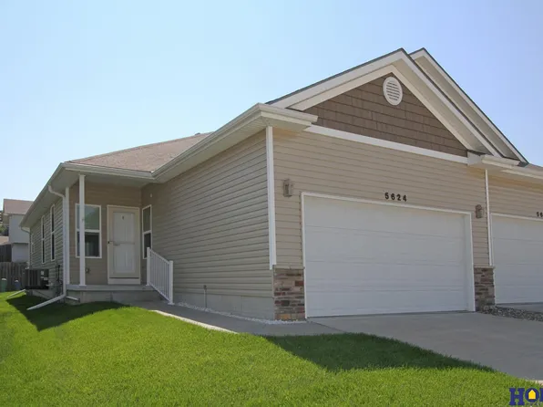 5624 Barrington Cir, Lincoln, NE 68516