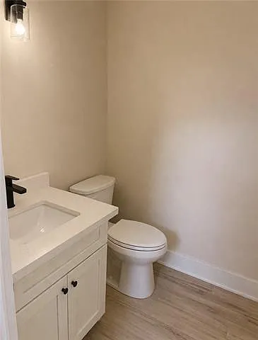 517 Bellina Ln — Photo 6