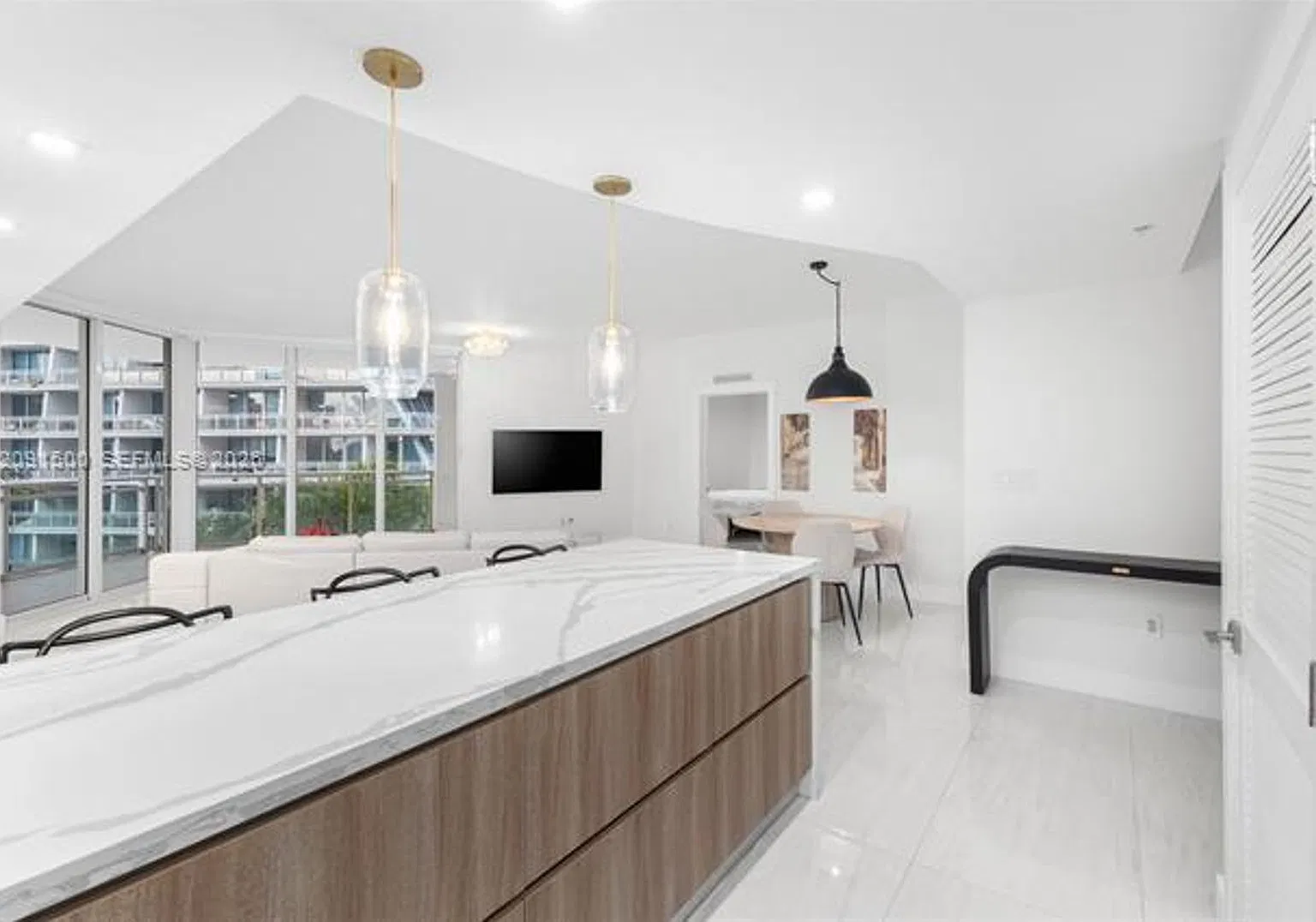 3000 NE 188th St cu-402, Aventura, FL 33180 — Photo 2