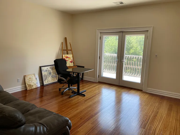 Second floor bonus room/office