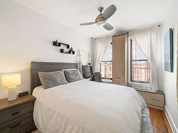 3rd image of 363 Saint Johns Pl Unit J
