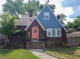 4614 Landchester Rd, Cleveland, OH 44109