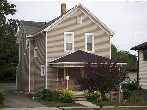 1st image of 717 S Main St