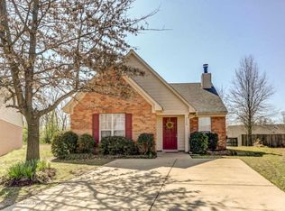 6420 Bentley Cv, Horn Lake, MS 38637