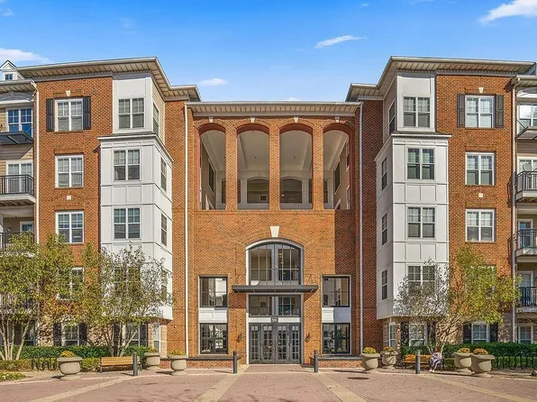 501 Hungerford Dr APT 462, Rockville, MD 20850