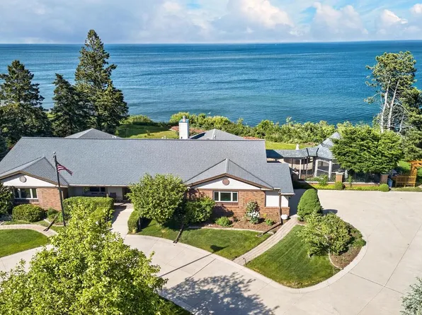 620 Oak Tree ROAD, Sheboygan, WI 53083