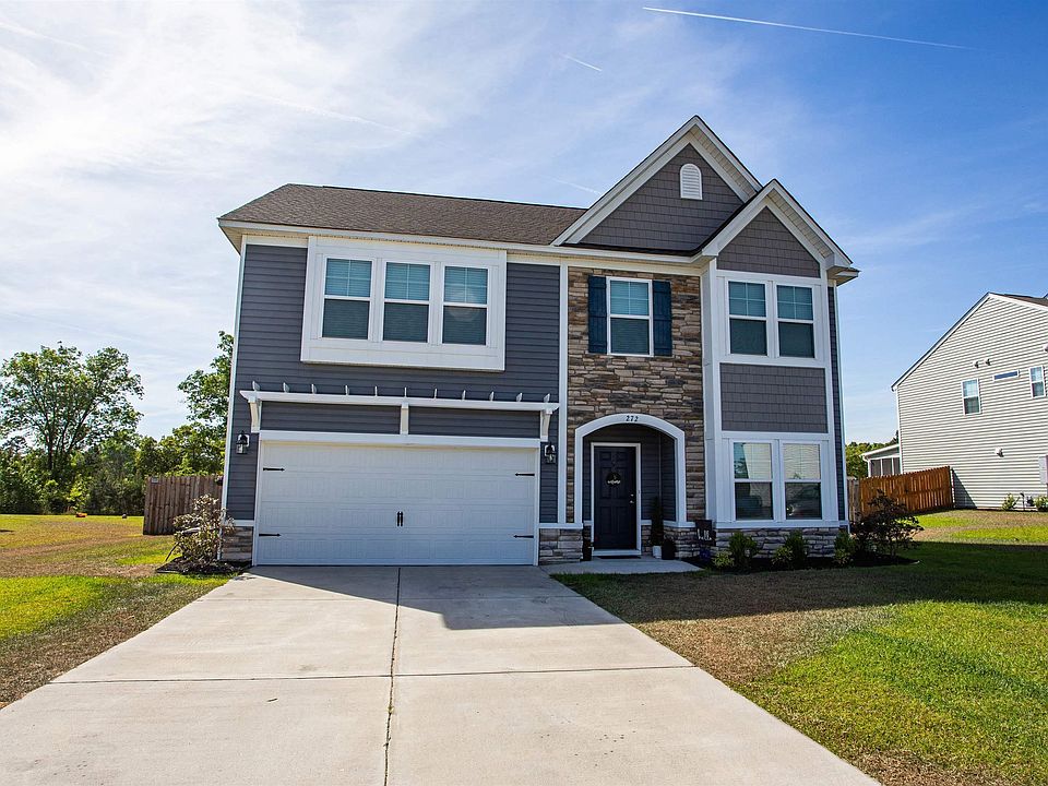 1st image of 272 Shadowbrook Way