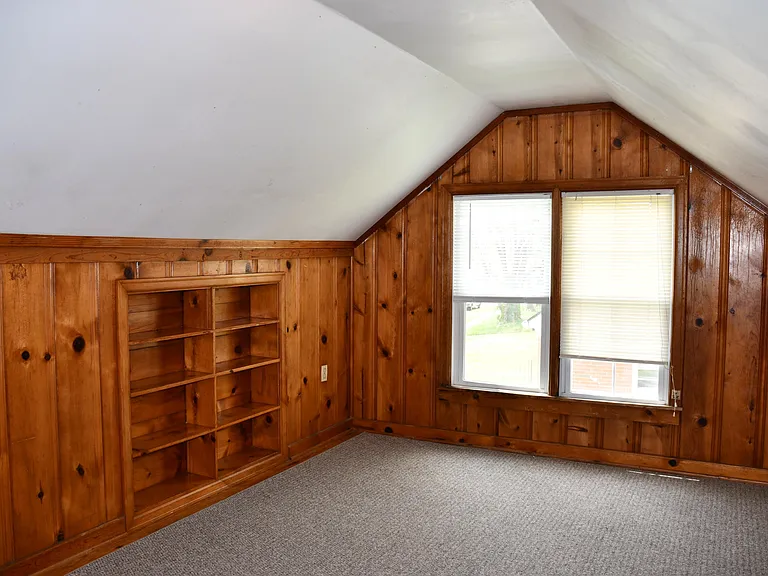 181 Saint James Dr — Photo 16