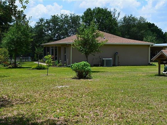 3rd image of 4106 Sexton Acres Ln