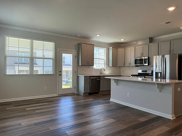 2038 Strickland Oak Way — Photo 13