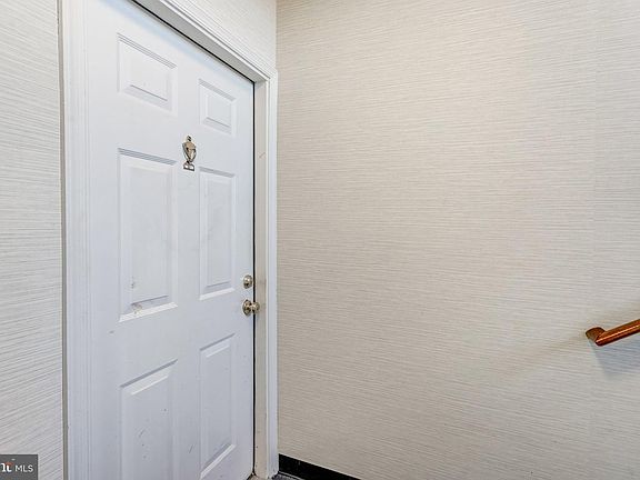 4th image of 125 Fort Evans Rd SE APT D