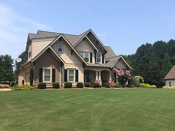 174 Bradshaw Farms Dr, Senoia, GA 30276