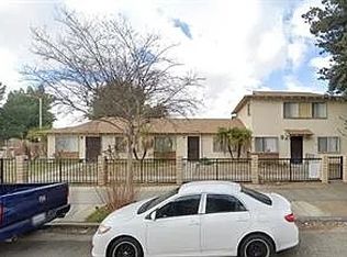 415 N Hamilton Ave #B, Hemet, CA 92543