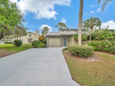 695 NE Dahoon Terrace, Jensen Beach, FL, 34957
