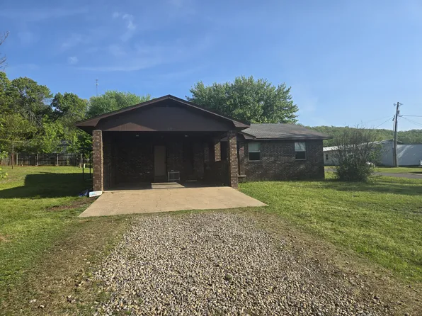 209 NE Brassfield Rd, Muldrow, OK 74948