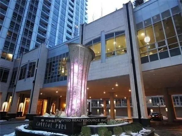 761 Bay St, Toronto, ON