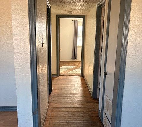 5th image of 408 33rd St
