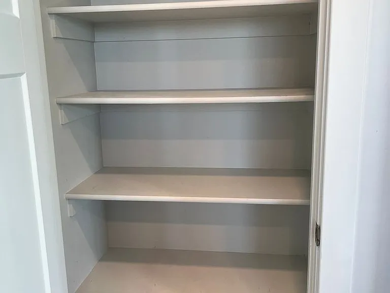835 S 2380 W — Photo 16
