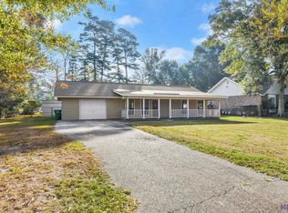 34854 Dearman Dr, Denham Springs, LA 70706
