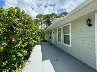 425 Tunis Rd SW, Palm Bay, FL 32908