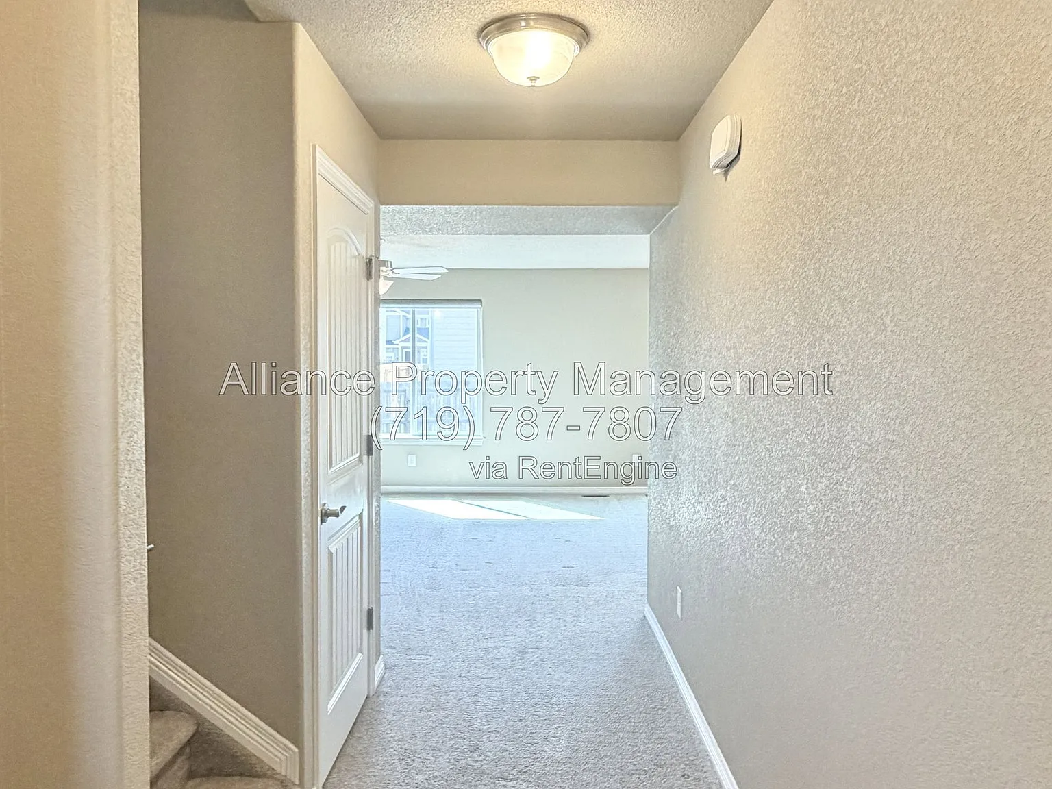 3 bed, 2.5 bath, 2352 sqft, $2,145 — Photo 2