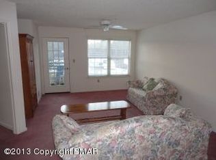 5 Village Cir APT 1304, Stroudsburg, PA 18360