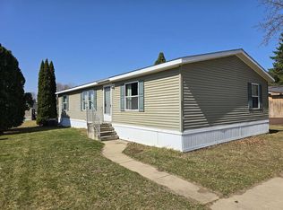 277 Orange Blossom Ln, Ann Arbor, MI 48103