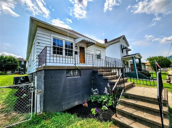 442 Sinclair Ave, Yorkville, OH 43971