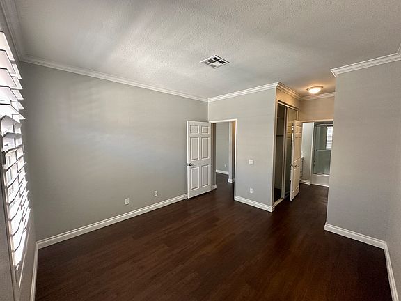 4th image of 10830 Sabre Hill Dr
