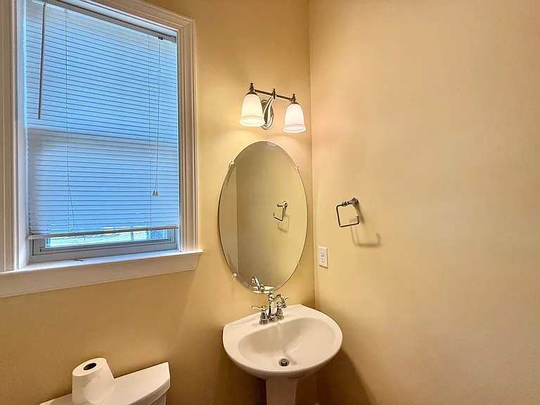 1140 Litchborough Way — Photo 15