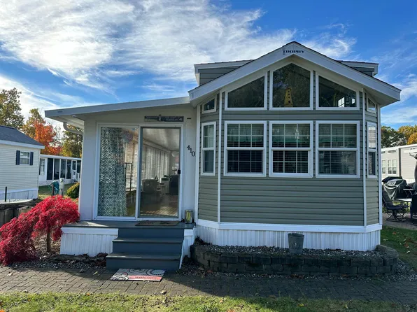 23 College Drive #410, Wells, ME 04090