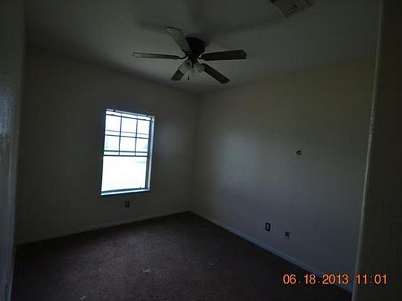 5th image of 18 Prairie Knoll Dr