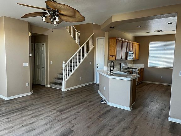 4th image of 7668 Aspen Color St