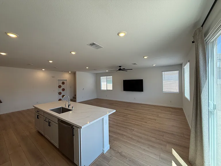4185 Paragon Crest Ct — Photo 12